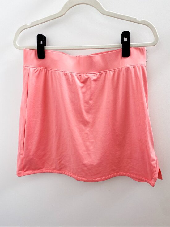 crown & ivy Pants - Crown & Ivy Peachy Pink Athletic Skort - Size Medium